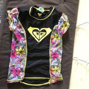 Roxy girls short sleeve rashguard